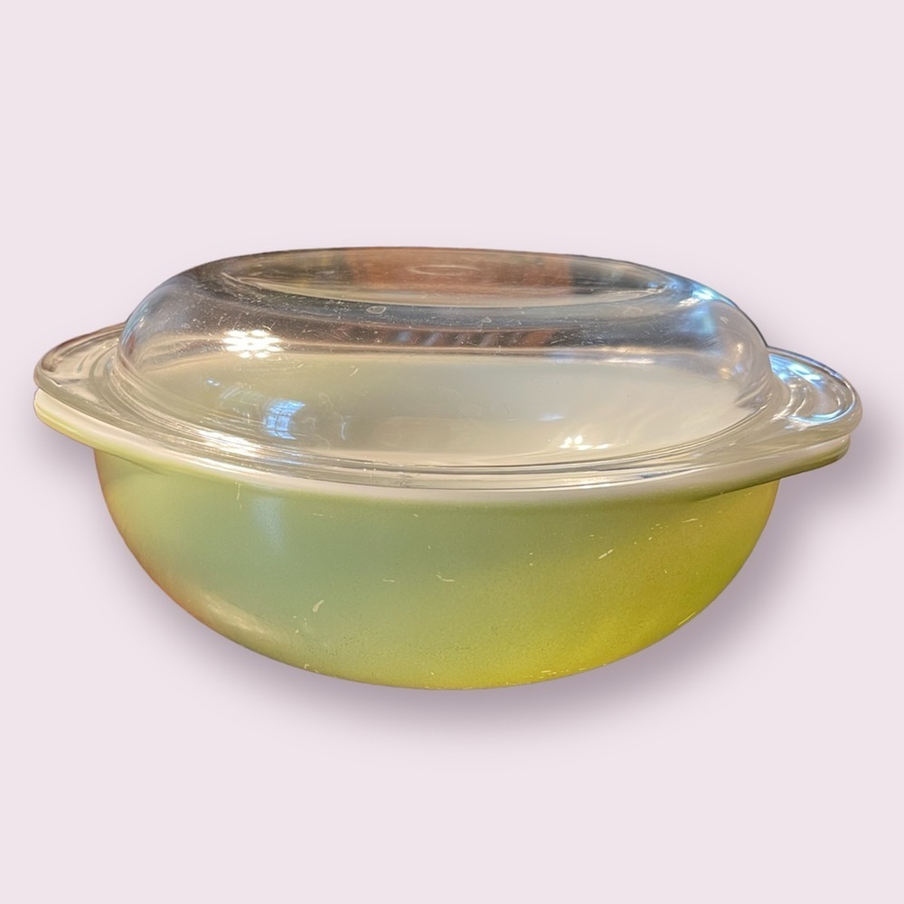 Pyrex | 2QT Lime Casserole with Lid